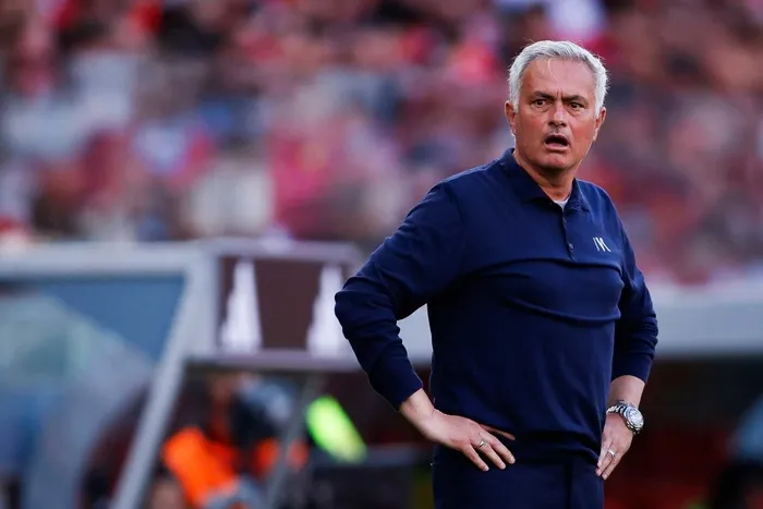 jose-mourinhodan-dev-anlasma-beklenen-haber-sonunda-geldi-1779095407493.jpeg