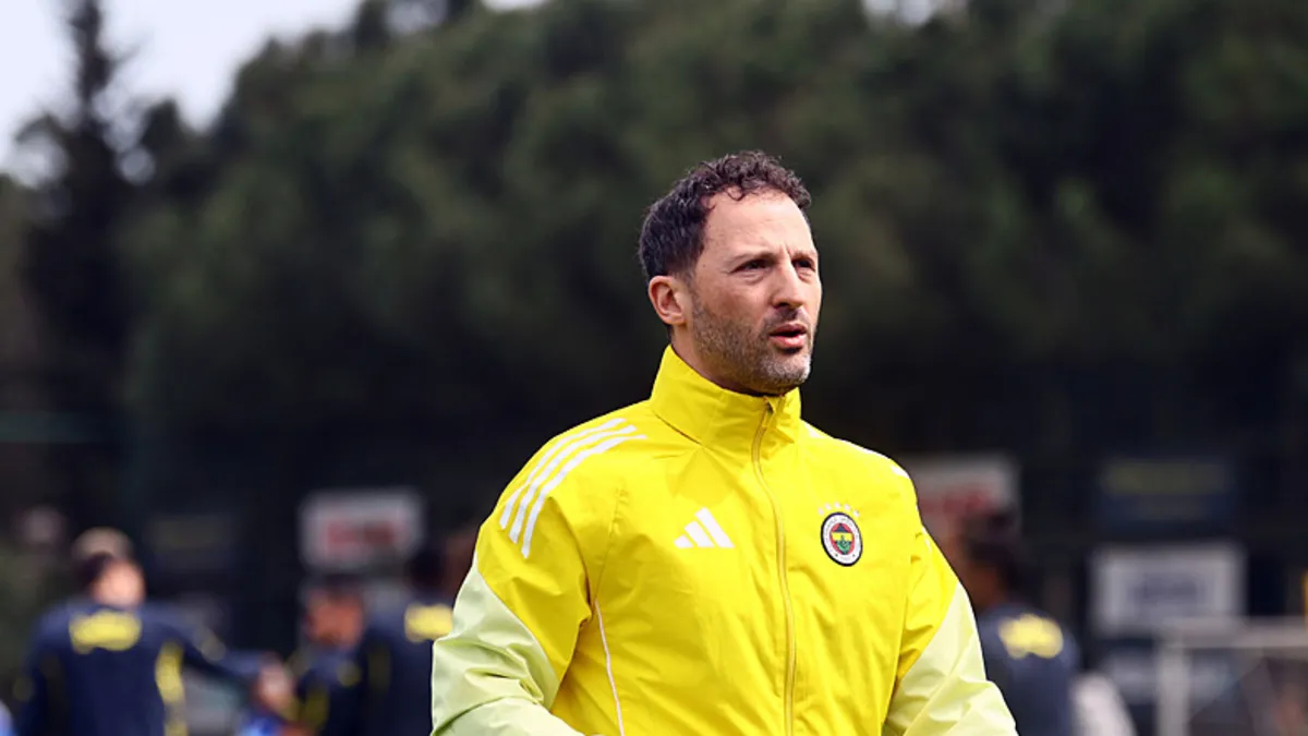 Fenerbahçe’de Tedesco kanunları! Sadece 3 isme izin verdi… – Galeri Fenerbahçe’de Tedesco kanunları! Sadece 3 isme izin verdi… – Galeri