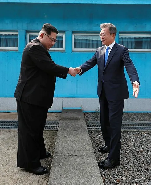 Kuzey Kore kararını verdi: 68 yıl sonra ’resmen’ sona eriyor!