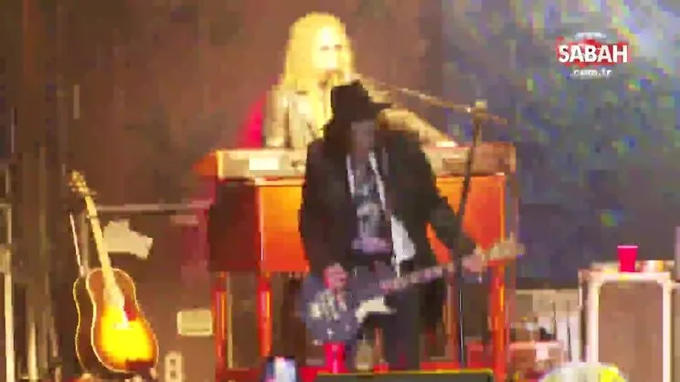 Johnny Depp'li Hollywood Vampires grubu İstanbul'da konser verdi! | Video