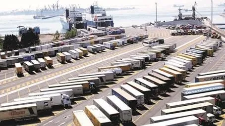 bakan-uraloglu-17-milyon-arac-deniz-yolu-ile-tasindi-1727427344881.jpeg