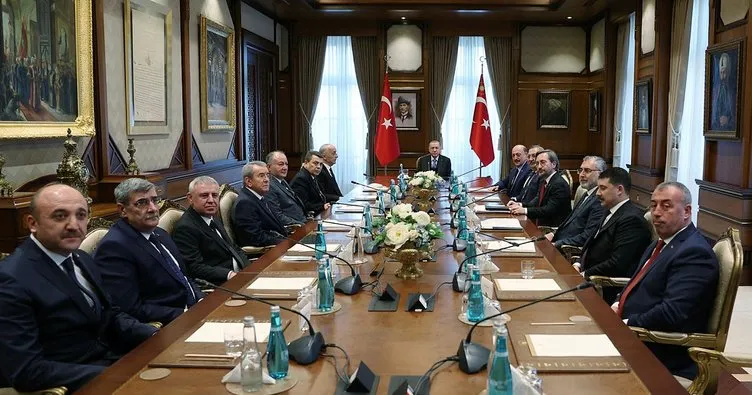 Son dakika: Başkan Erdoğan TÜRK-İŞ heyetini kabul etti