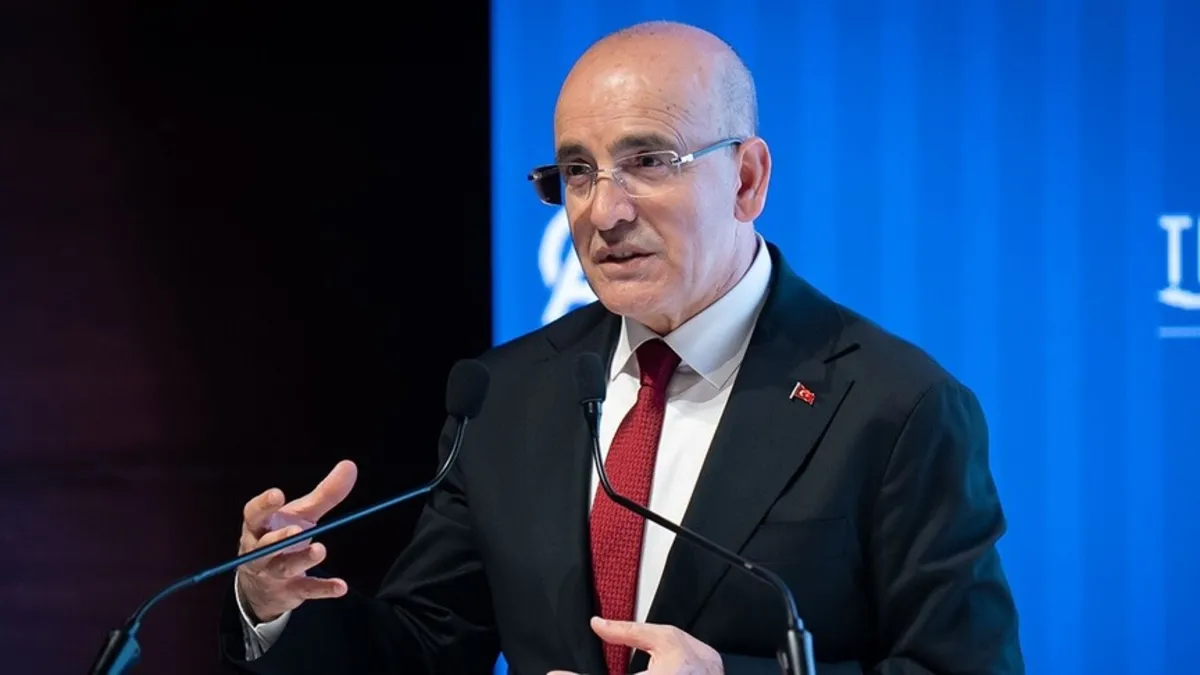 Bakan Şimşek: Yeni ticaret koridorlarının merkezinde Türkiye var! Bakan Şimşek: Yeni ticaret koridorlarının merkezinde Türkiye var!