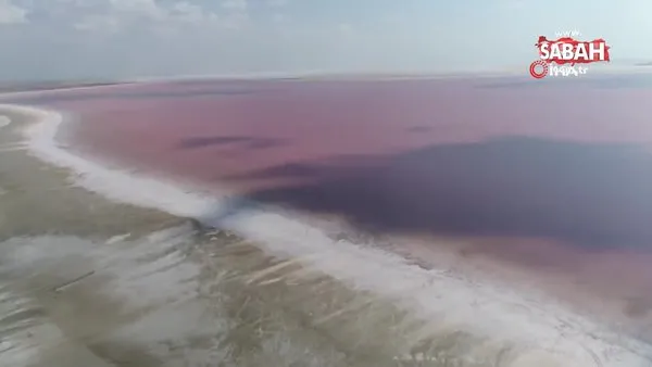 Pembe renge bürünen Tuz Gölü havadan görüntülendi