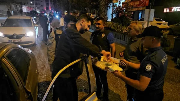 sanliurfada-1233-polisle-huzur-63-operasyonu-yapildi-i-1779481515888.jpg