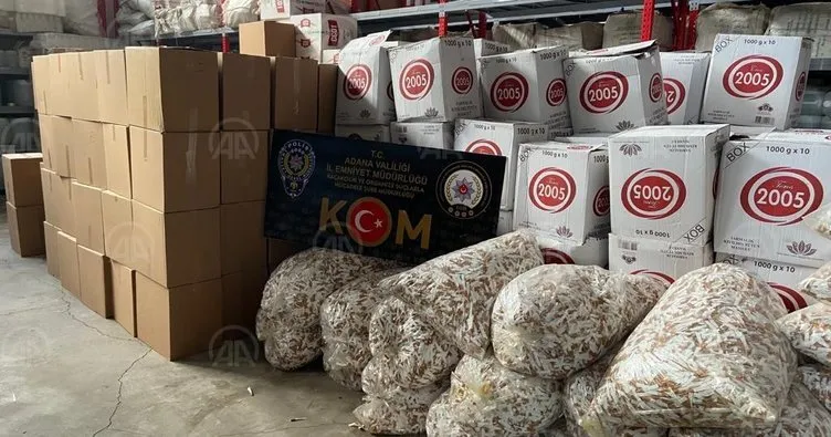 Adana’da kaçak 850 kilogram tütün ve 8 milyon 300 bin makaron ele geçirildi