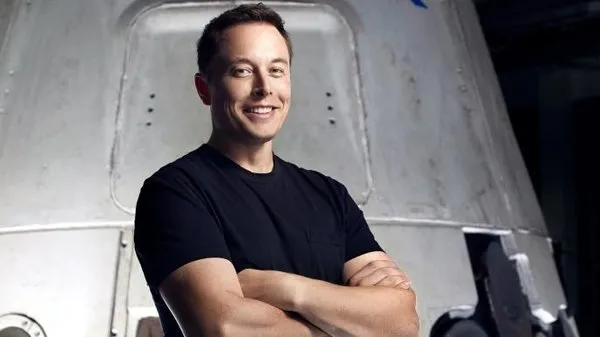 Elon Musk bir rekora daha imza attı