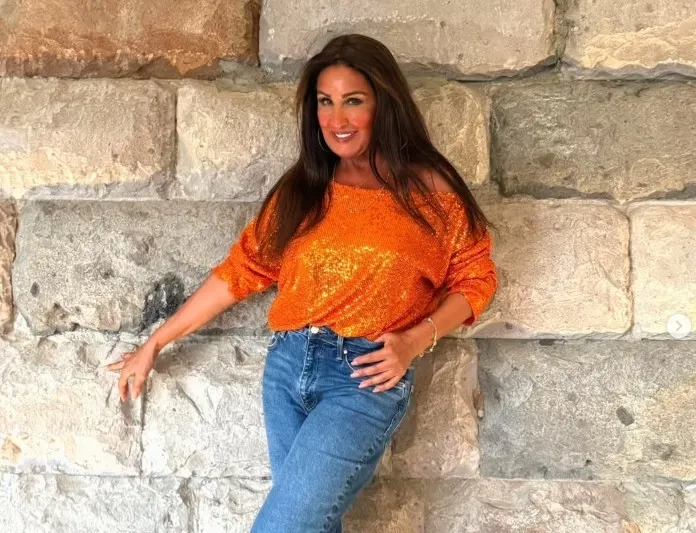 71 yaşındaki Nükhet Duru’dan korkutan haber! Akrep soktu apar topar hastaneye kaldırıldı: İşte son durumu…