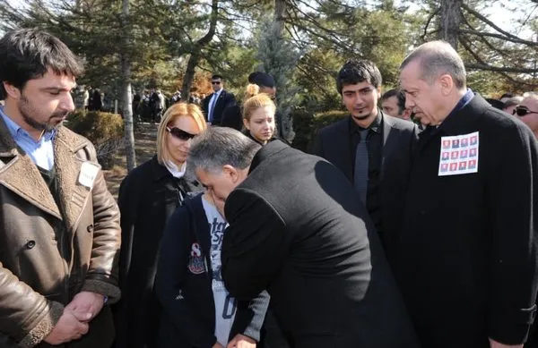 Cumhurbaşkanı Gül ve Başbakan Erdoğan'ın zor anları