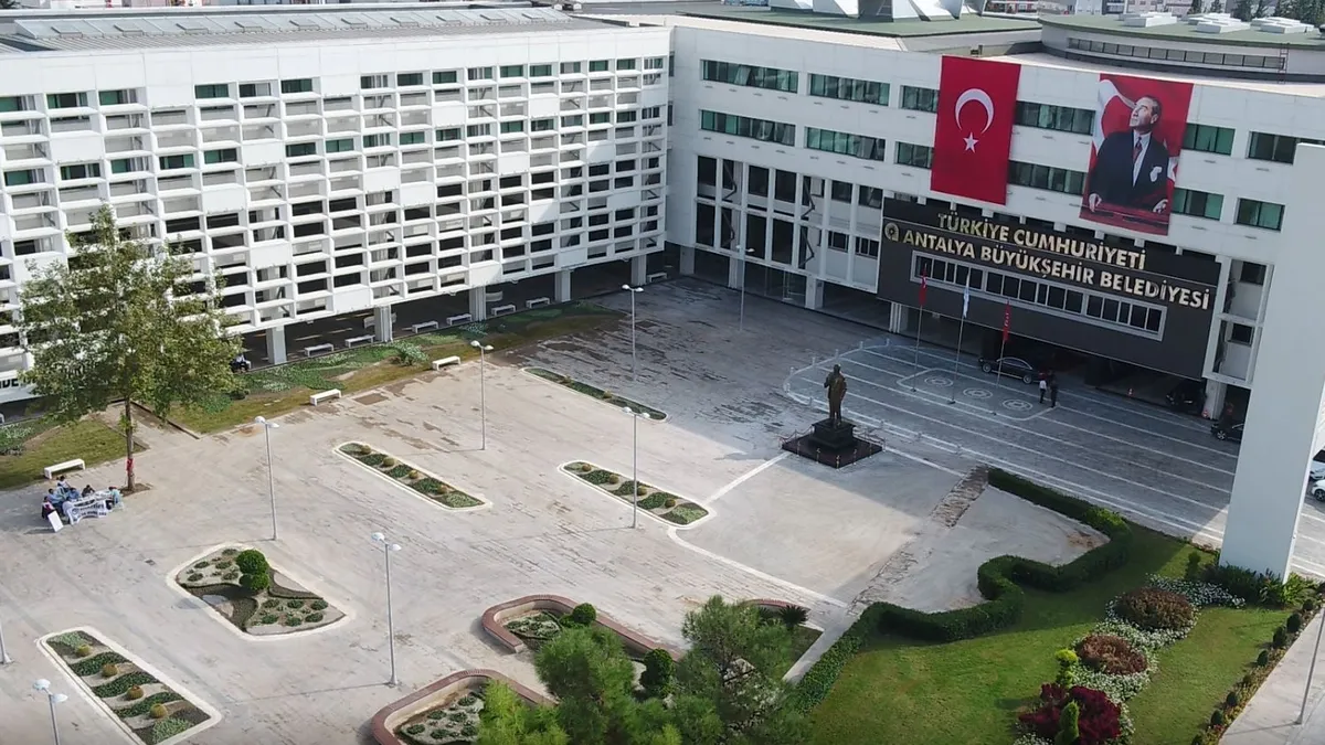 SON DAKİKA |Antalya Büyükşehir Belediyesi’nde ‘rüşvet’ operasyonu; 10 kişi hakkında gözaltı kararı SON DAKİKA |Antalya Büyükşehir Belediyesi’nde ‘rüşvet’ operasyonu; 10 kişi hakkında gözaltı kararı