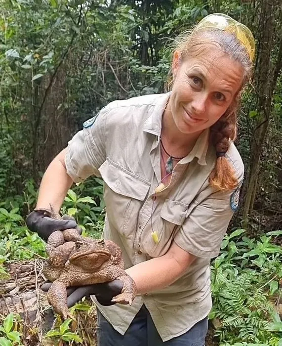 Zehir saçıyor, önüne çıkan her şeyi yiyor! Adını bir canavardan alıyor...