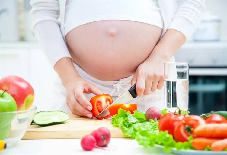 Hamilelik döneminde diyet yapmak bebeğe zarar veriyor