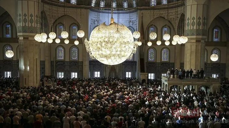 İzmir bayram namazı saati 2023 Ramazan için belli oldu! Diyanet ile İzmir’de bayram namazı saat kaçta kılınacak?