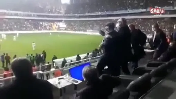Adana Demirspor Başkanı Murat Sancak sinirden televizyonu kırdı | Video