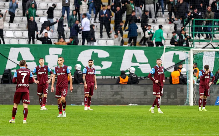 trabzonspor-son-dakikalarda-kabus-yasiyor-1741150309835.jpeg