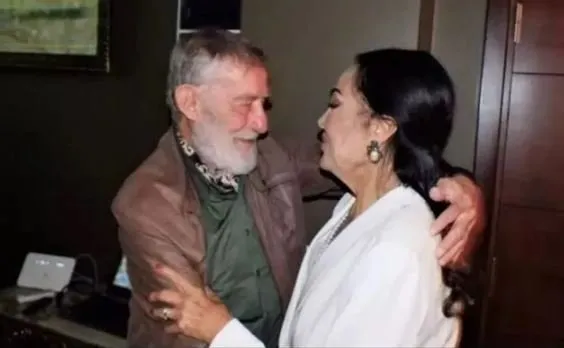 Selvi Boylum Al Yazmalım’da Kadir İnanır ile Türkan Şoray’ın oğlu Samet’i oynamıştı... O çocuk yıldız meğer güzel oyuncuymuş!