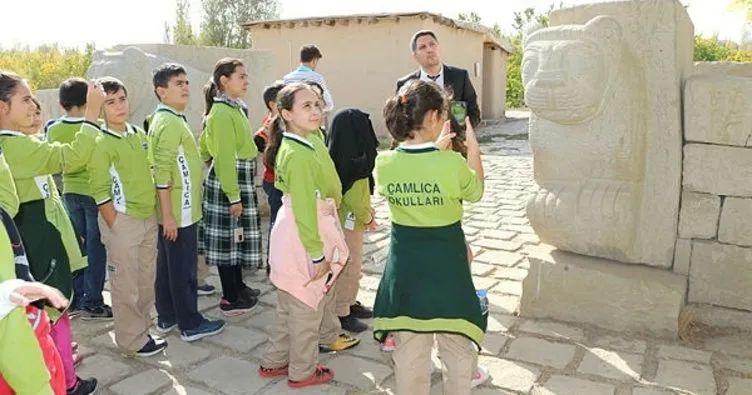 Malatya’da öğrenciler Arslantepe Höyüğünü gezdi