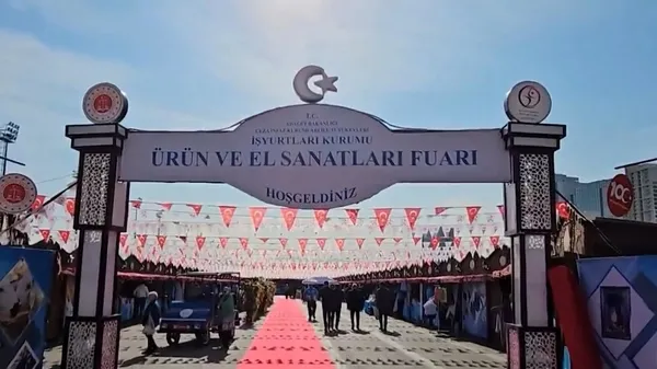 isyurtlari-urun-ve-el-sanatlari-fuarina-ilgi-yogundu-1729412586393.jpg