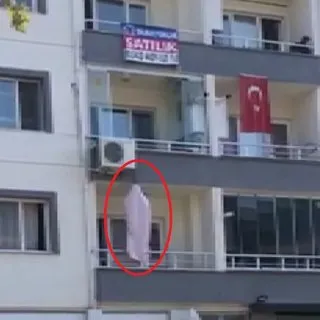 Bursa'da korkunç olay! Sokaktan geçenler gözlerine inanamadı!