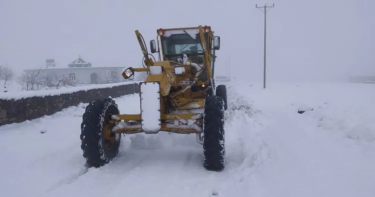 Bağlar Belediyesi’nin karla mücadelesi sürüyor