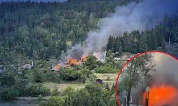Kastamonu'da köyde yangın! 7 ev alevlere teslim oldu: Ekiplerin müdahalesi sürüyor #kastamonu