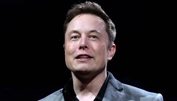 Elon Musk bir rekora daha imza attı