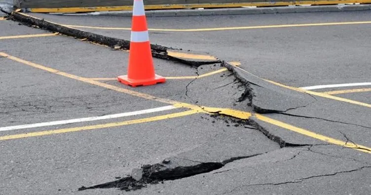 Yeni Zelanda bir günde 3 büyük depremle sarsıldı