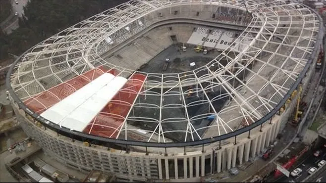 Vodafone Arena’da çatı sürprizi