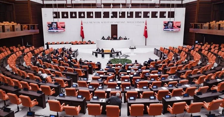 Gündem deprem ve EYT