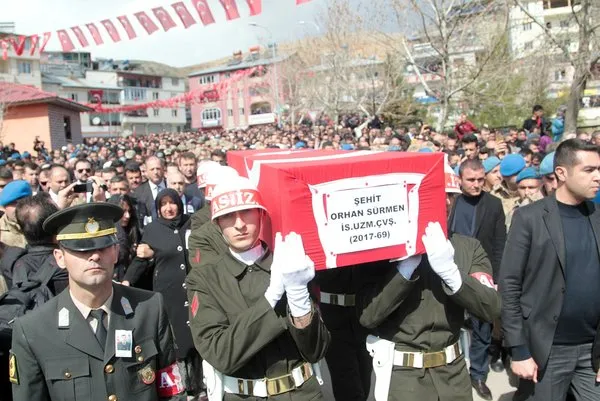 Afrin şehidi Uzman Çavuş'u Kahramanmaraş'ta 10 bin kişi uğurladı