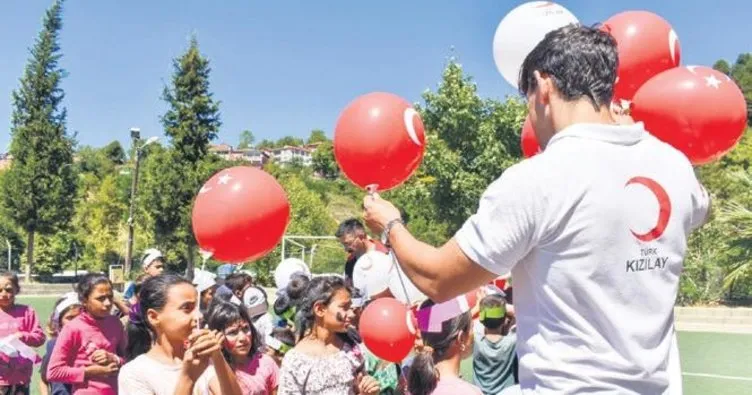 Yeter ki çocuklar gülsün