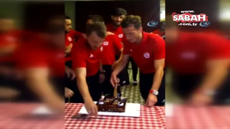 Robinho'dan çiftetelli şov