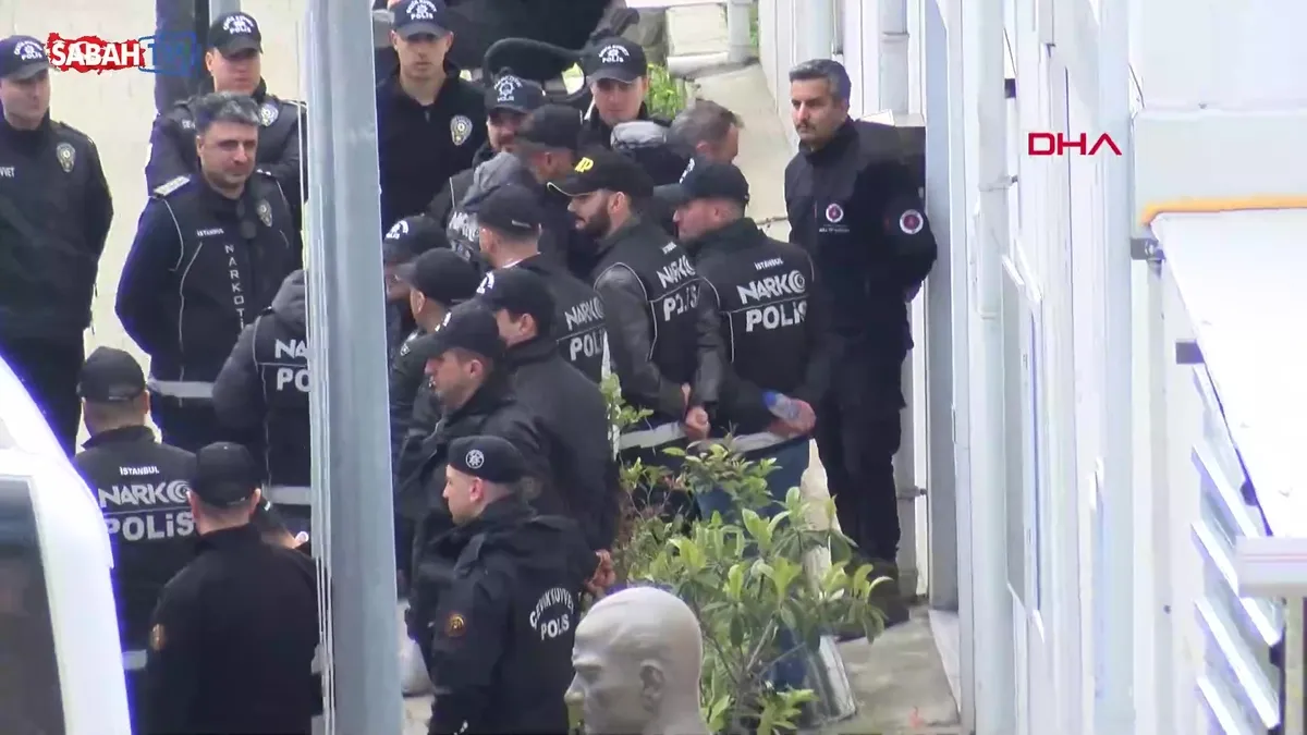 Ünlülere yönelik uyuşturucu soruşturmasında 14 şüphelinin ifade işlemleri başladı | Video videosunu izle Ünlülere yönelik uyuşturucu soruşturmasında 14 şüphelinin ifade işlemleri başladı | Video videosunu izle