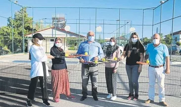 Yörük kızlarının tenıs merakı