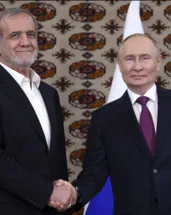 Putin ile Pezeşkiyan telefonda görüştü