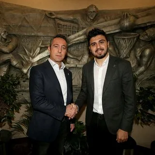 Fenerbahçe'de Ozan Tufan imzayı attı