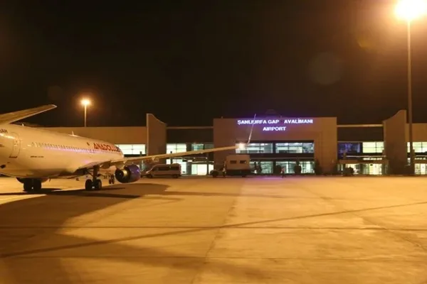 sanliurfa-gap-havalimani-ucuslara-kapatildi-1755713777051.jpg