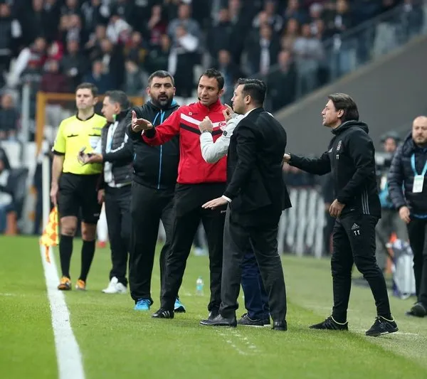 Şenol Güneş ile Ümit Özat arasında gerginlik