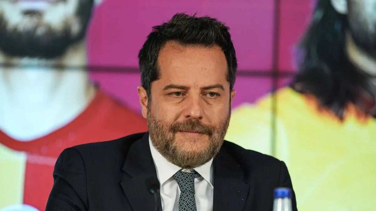 Futbolda bahis soruşturması: Erden Timur dahil 29 şüpheli gözaltına alındı – Galeri Futbolda bahis soruşturması: Erden Timur dahil 29 şüpheli gözaltına alındı – Galeri