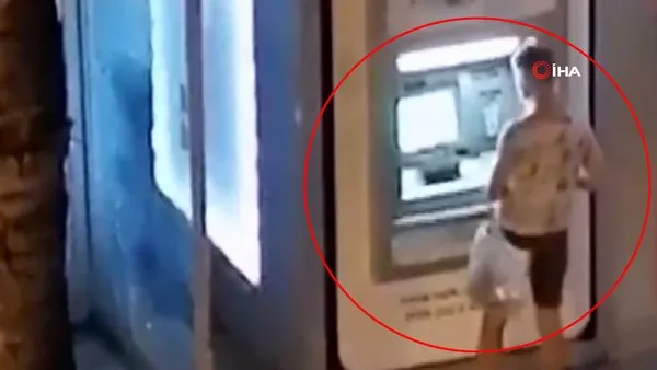 Antalya'da alkollü turistin ATM ile gülümseten imtihanı kamerada | Video