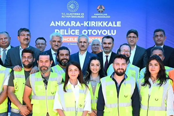 ulastirma-ve-altyapi-bakani-uraloglu-bu-proje-sadece-bir-yol-degil-bir-abide-eser-1752243697754.jpg