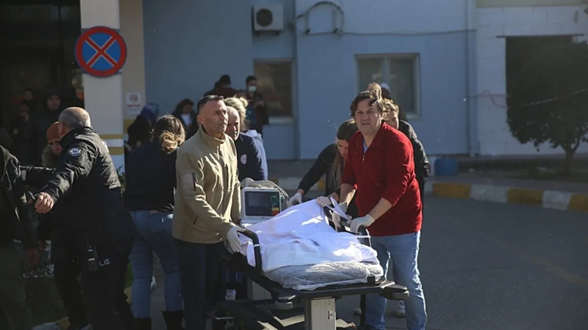 Misafirliğe giden aile çocuğu arabada bıraktı: Araç alev alınca 5 yaşındaki çocuk ağır yaralandı! Misafirliğe giden aile çocuğu arabada bıraktı: Araç alev alınca 5 yaşındaki çocuk ağır yaralandı!