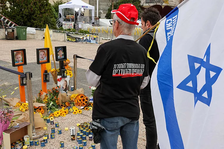 Siyonist rejime güvensizlik had safhada: Esir yakınları hükümete kapıyı kapattı