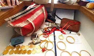 Enkazdan çıkartılan 971 bin lira değerinde para ve altın ile çelik kasa polise teslim edildi #kastamonu