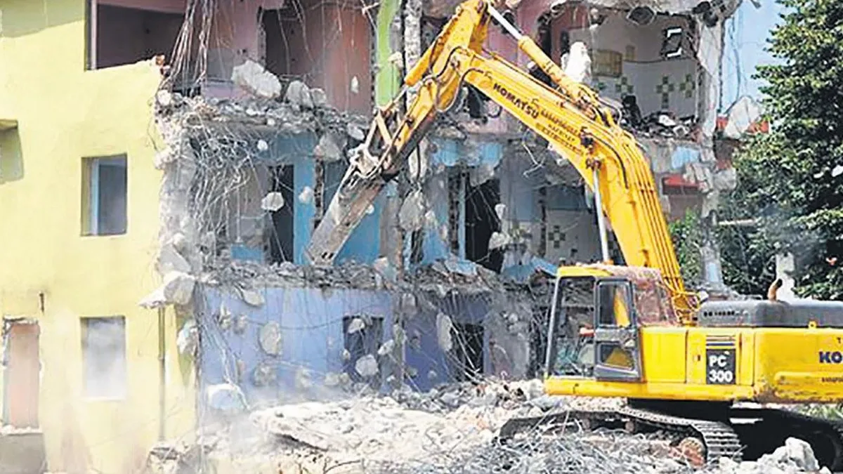 İstanbul’u sağlam temeller üstünde yükseltiyoruz