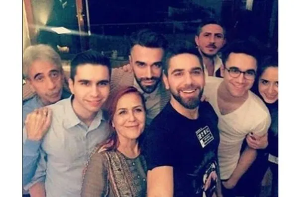 Demet Akalın’dan 650 bin liralık imza