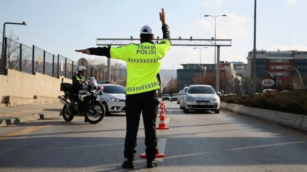 1 MAYIS TRAFİĞE KAPALI YOLLAR: İstanbul, Ankara, İzmir... 1 Mayıs hangi yollar kapalı, alternatif güzergahlar neler?