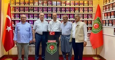 Şanlıurfa'da şehit aileleri bayramlaştı #sanliurfa