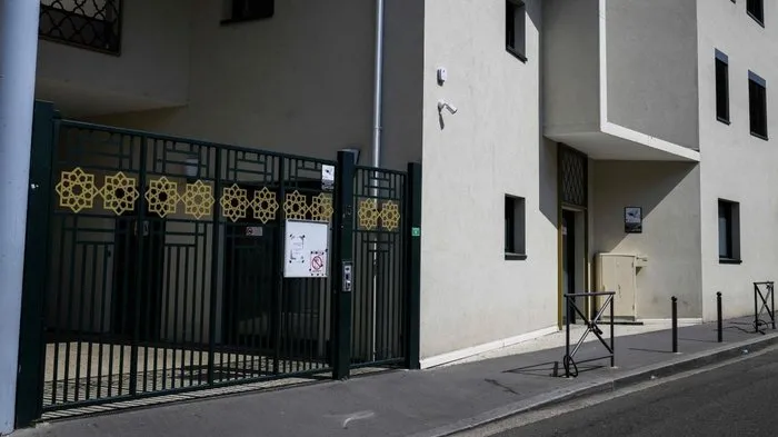 Fransa’da camide Kur’an-ı Kerim’i yakmıştı: İslam düşmanı o kişi yakalandı