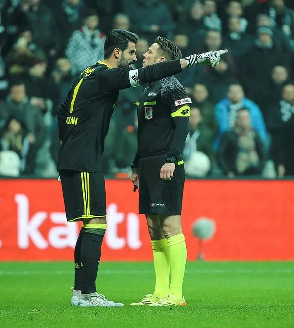 Volkan Demirel'den Aykut Kocaman'a sitem!